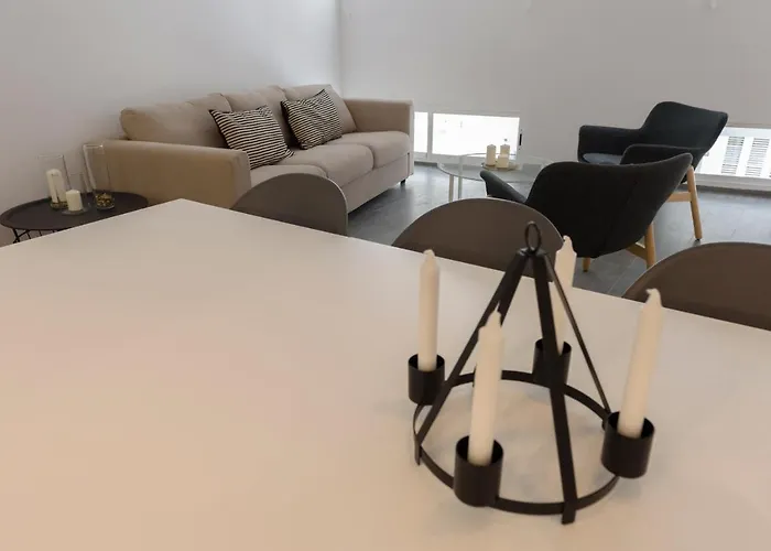 Apartamentos Constitucion By Renthas
